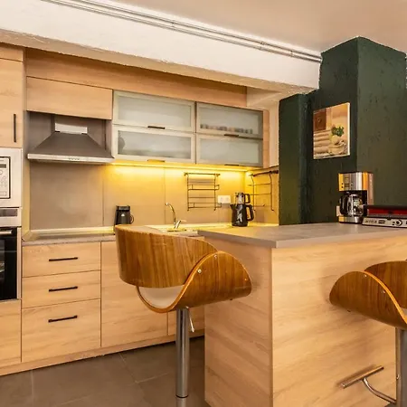 Apartment Amazing Flat With Stylish Interior In Beyoglu