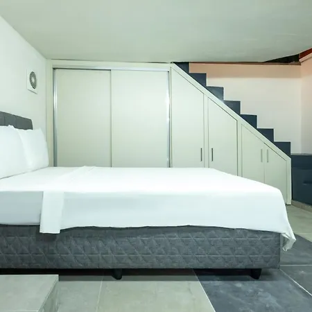 Amazing Flat With Stylish Interior In Beyoglu Istanbul